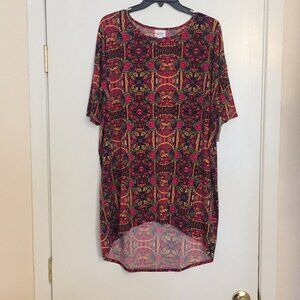 M LuLaRoe Irma Top B05 1782